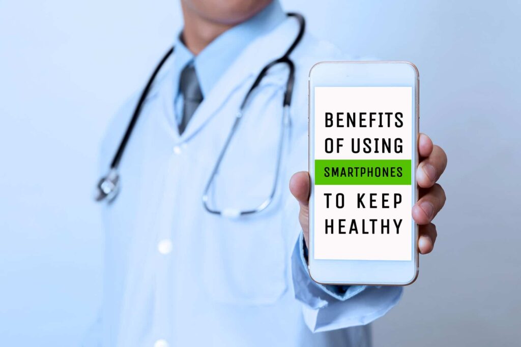 Doctors using smartphones to keep healthy