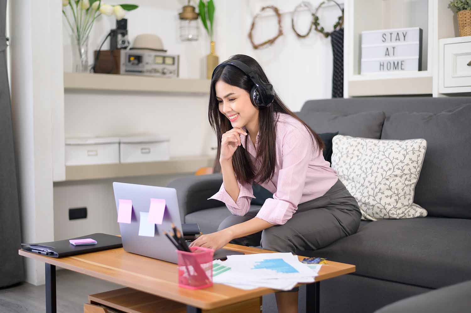 Seven Tips For Managing A Work From Home Team